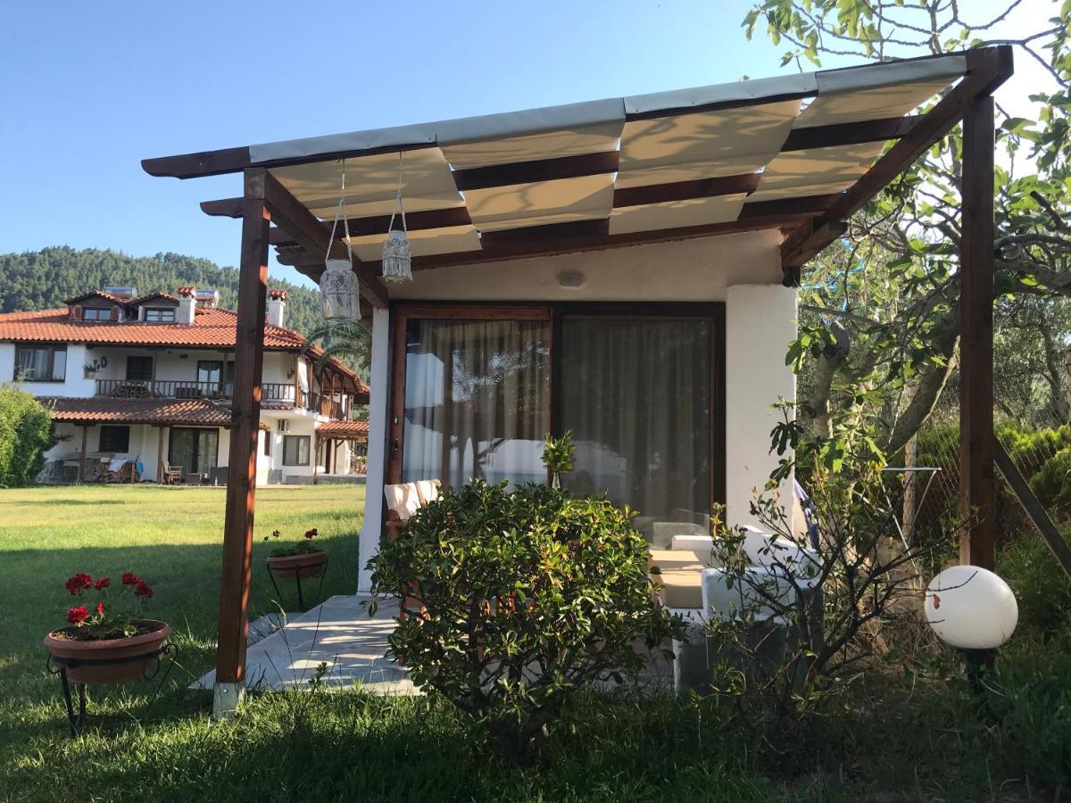 Filippos Resort By The Sea Vourvourou Exteriör bild